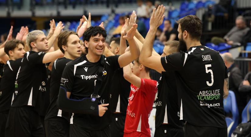 Rangadót vív a Fino a Fehérvár ellen