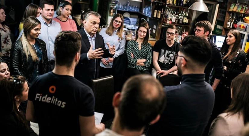 Orbán Viktor meghökkentő állítással győzködi a lakásról álmodó fiatalokat