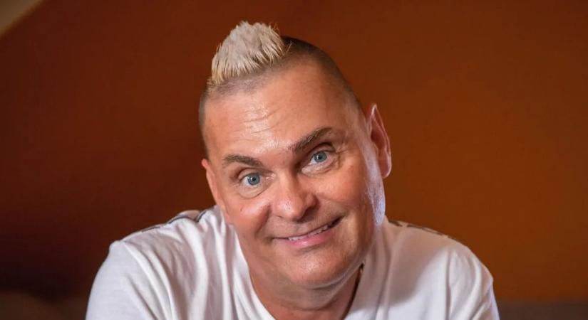 Vége, MC Hawer feladta