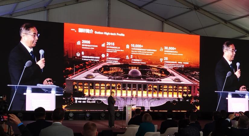 Nagysurányi akkugyár: már keresik a dolgozókat, de bezárt a tájékoztató iroda