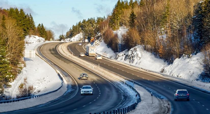 Veszélyes zúzmarás köd és csontig hatoló fagy: itt a friss szerdai időjárás-előrejelzés