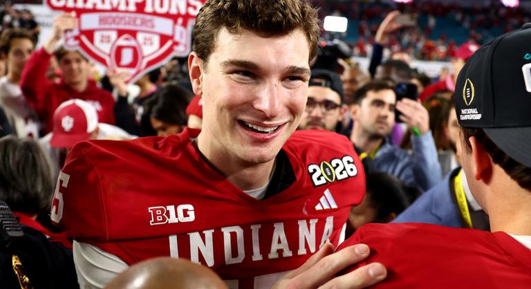 Las Vegasban dörzsölhetik a tenyerüket a sosem látott események után