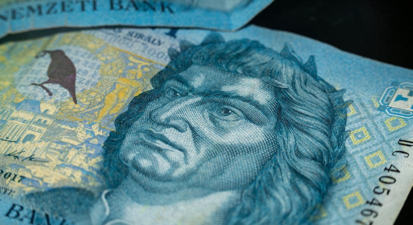 Népszerű magyar bank nevében támadnak a csalók, így lophatják el minden pénzét