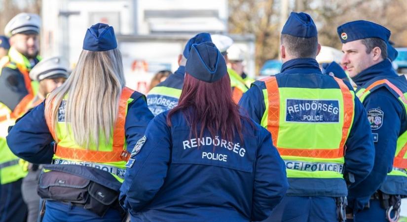 Bűncselekmény gyanúja miatt vonultak nagy erőkkel a rendőrök a pécsi városrészbe