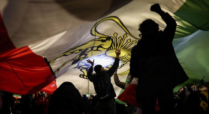 Miért nem bukott meg az iráni rezsim – és miért bukhat meg bármikor?