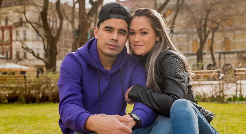 Ennél cukibbat ma nem látsz: fotón Békefi Viki és Feng Y Ou tündéi kislánya