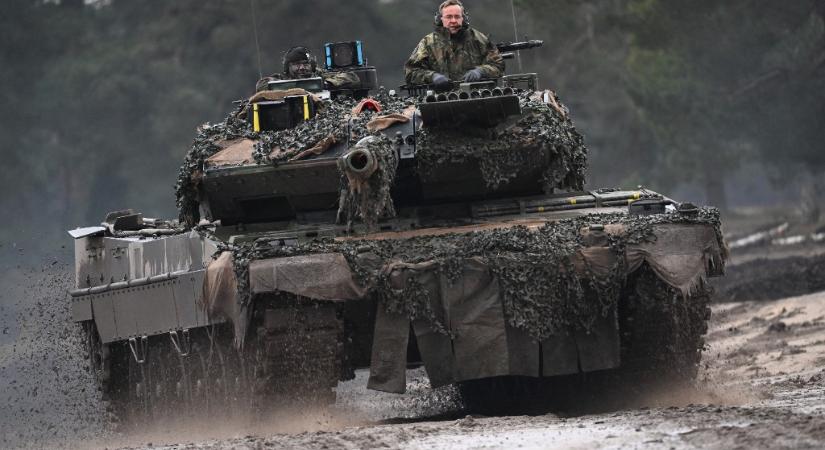 Német katonai szakértő: „Európa újrafegyverkezése haszontalan, ha nem jelzi, hogy készen áll ezeknek a fegyvereknek a bevetésére.”