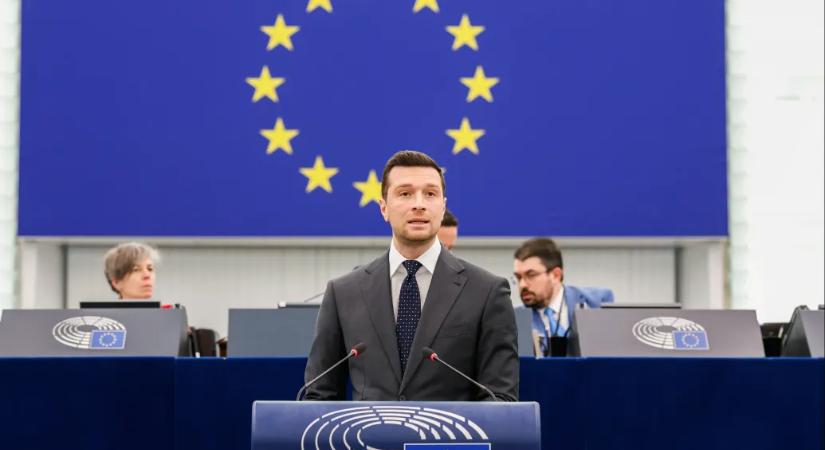 Trágárul üzentek Trumpnak, ellenlépéseket követeltek Grönland miatt a részben fideszes EP-frakcióból