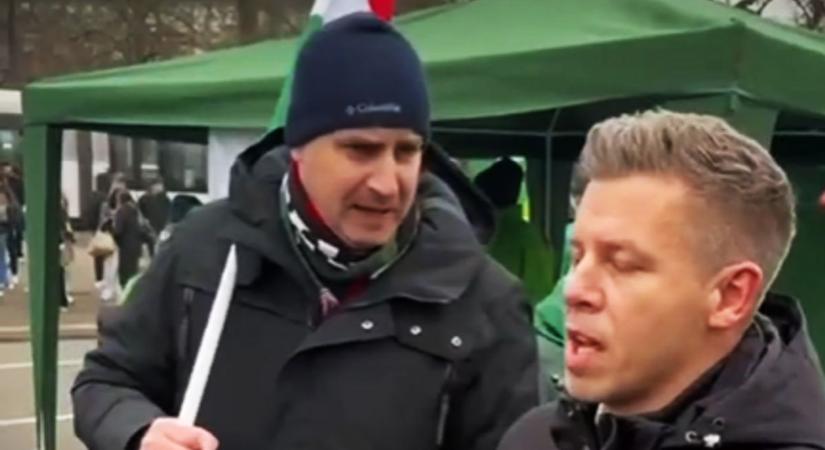 Elemző: Magyar Péter stratégiai hibát vétett azzal, hogy a tüntető gazdák között akart pózolni