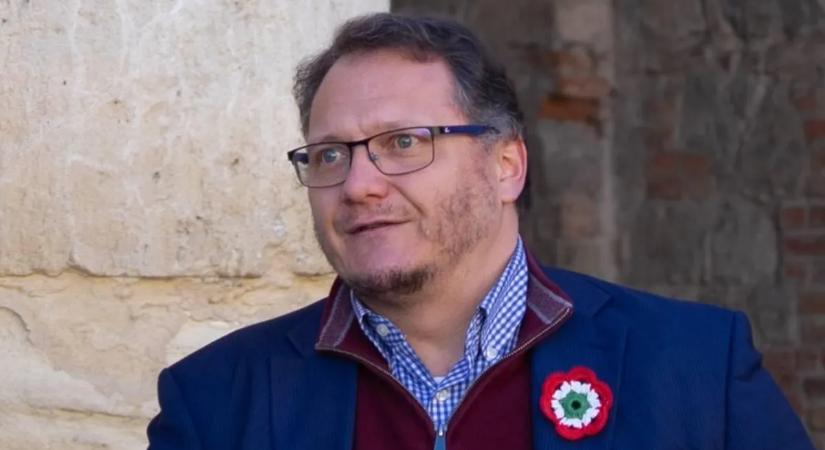 Elege lett, kilép a Tisza Pártból az egyházügyi csoport vezetője