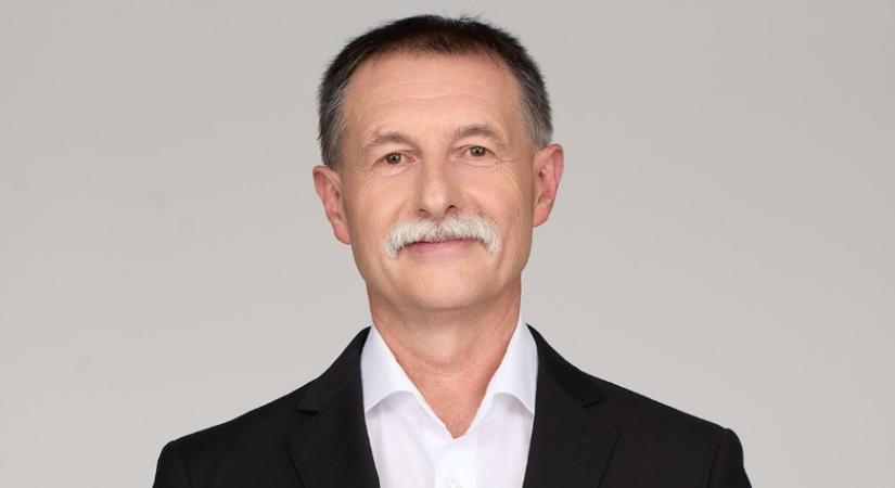 Csák László: A Tisza békepárti!