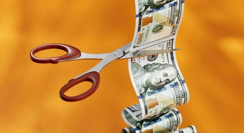 Pénzügyminiszter: a minisztériumok tízszázalékos kiadáscsökkentése egy új képlet alapján történik