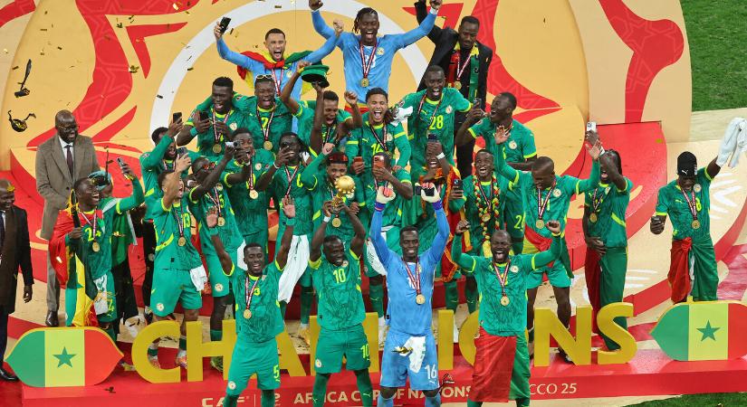 Botrányos döntő, szenegáli boldogság