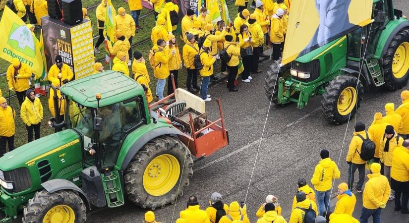 Több ezer európai gazda Strasbourgban: a magyarok is hallatják a hangjukat VIDEÓ