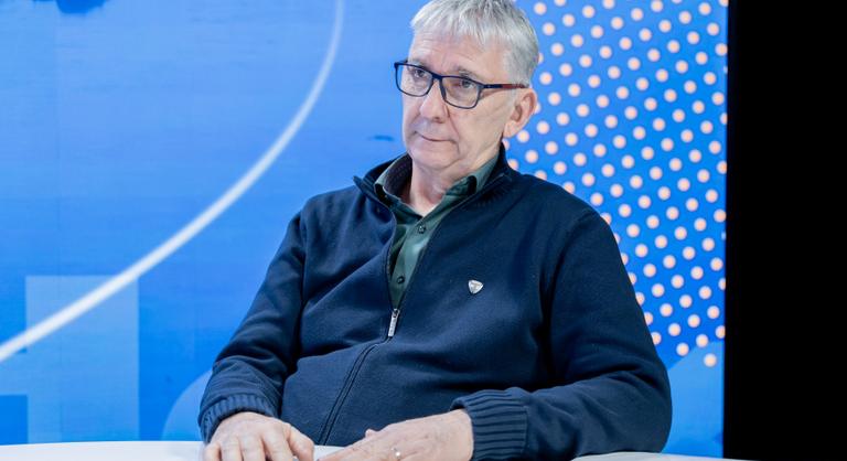 Az új KRESZ már engedi, hogy akár 140-nel is menjünk autópályán