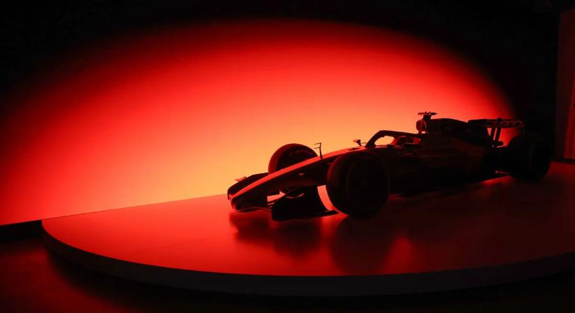 Az Audi bemutatta az első F1-es autója fényezését– képek