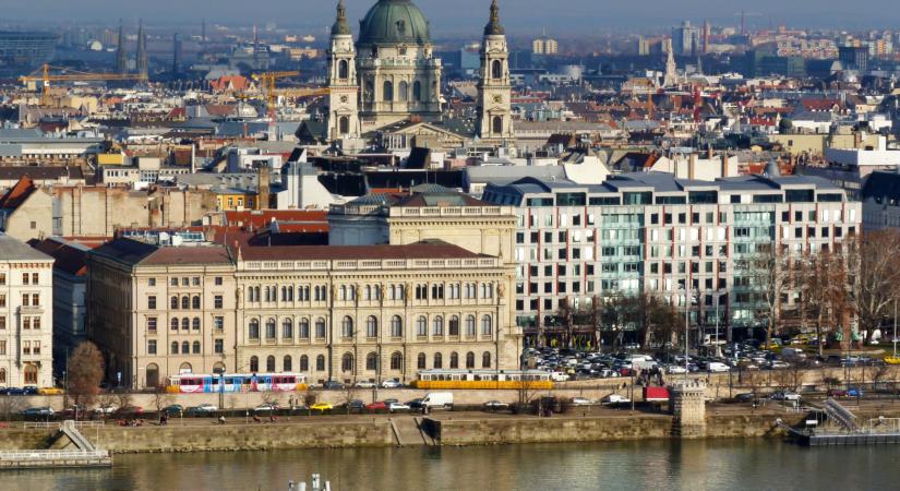 Eldőlt a főváros és a kormány gigantikus pénzügyi csatája