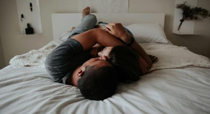 Egy párkapcsolati szakértő szerint ennyi együttlét szükséges a harmonikus kapcsolathoz