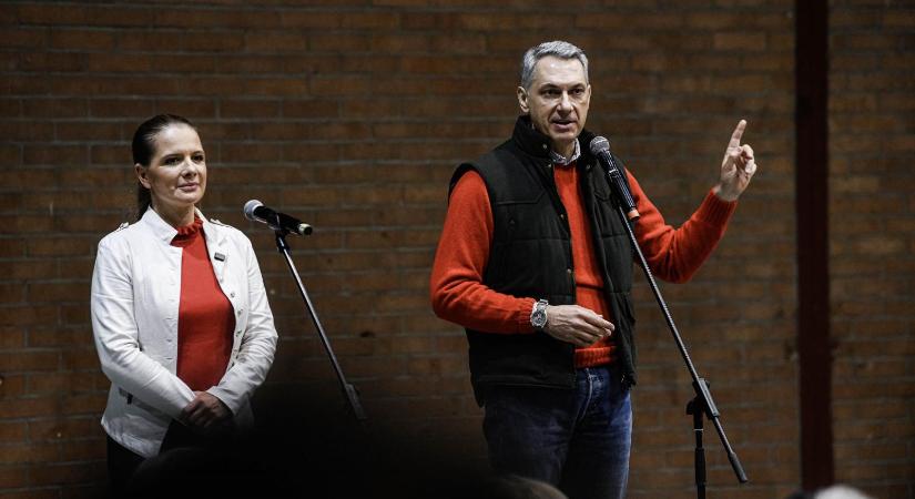 Lázár János szerint a Fidesz az egyszerű hétköznapi embereknek akar politikát csinálni, ő pedig soha nem nézett le senkit