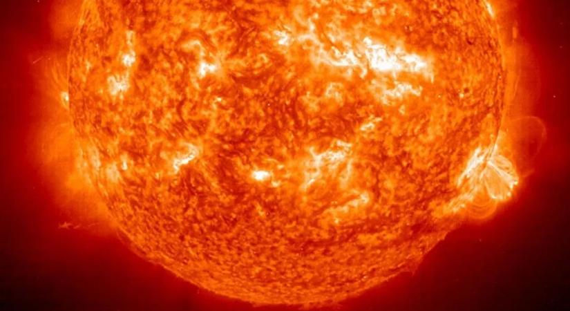 Veszélyeztetheti-e a NASA új Hold-küldetését a látványos sarki fényt okozó napkitörés?