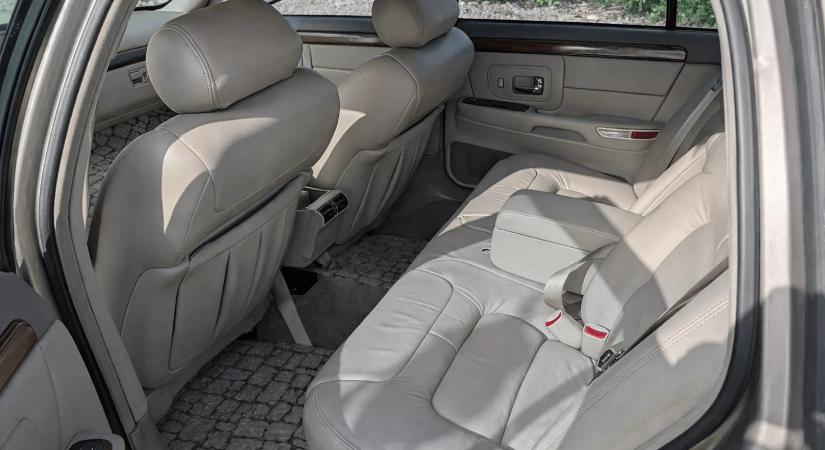 Totális égés lett az AI-val feljavított autóhirdetésből