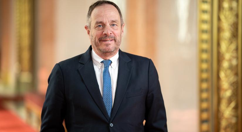 Hölvényi György: Magyarország felelősen fejleszti saját katonai képességeit