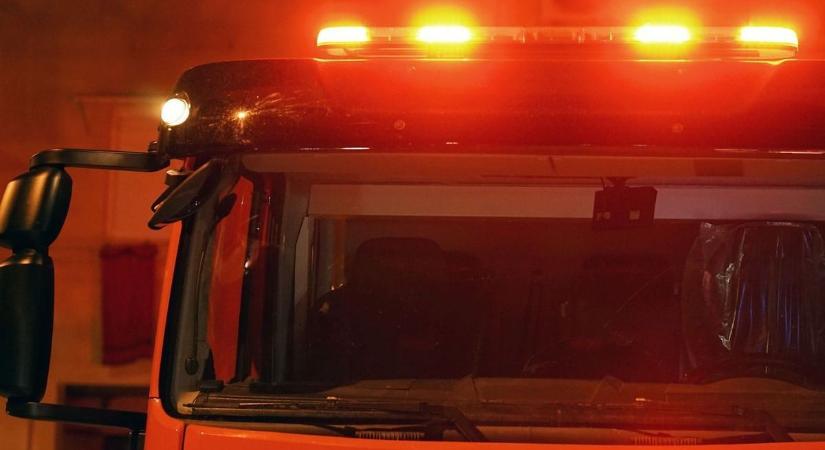 Tűz ütött ki a gyöngyössolymosi házban - ketten is voltak benn