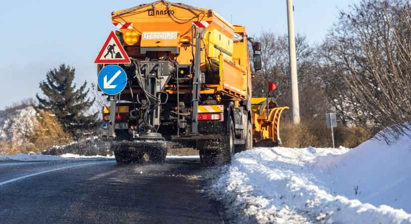 Váratlan időpontban is pótolhatja a szemétszállítást a MOHU