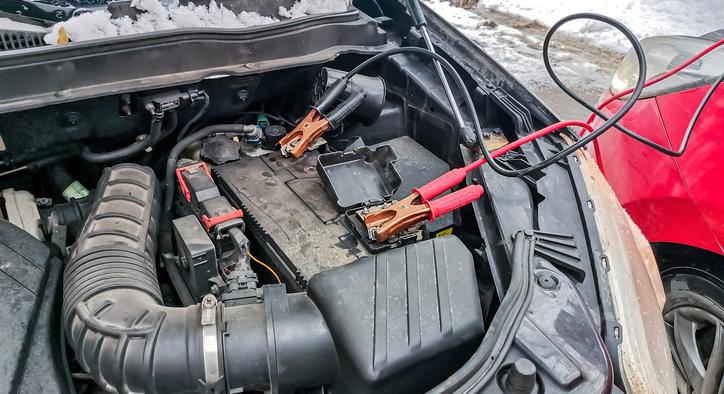 Miért merül le hidegben az autó akkumulátora?