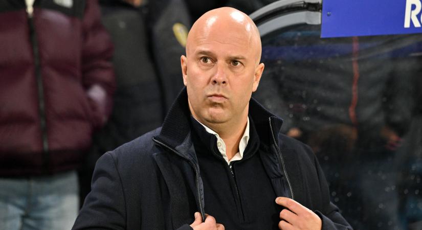 Arne Slot: Xabi Alonso felhívott, hogy fél év múlva átveszi a csapatot…