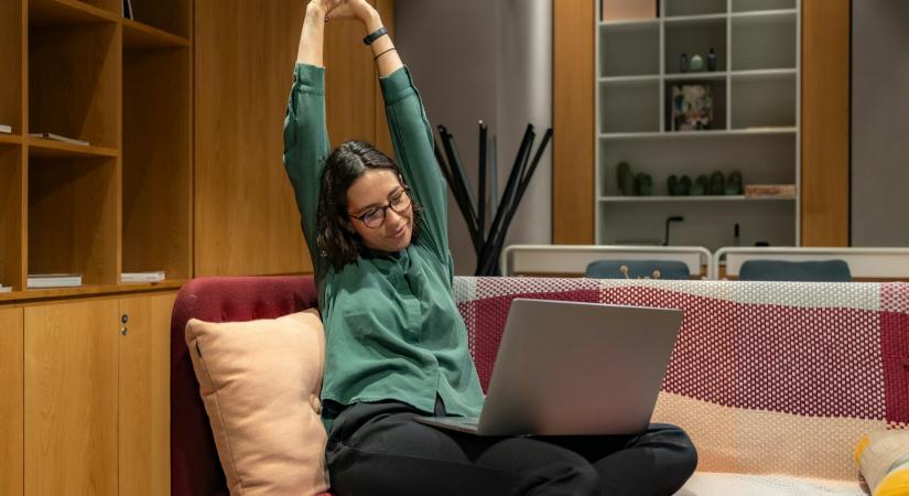 Ülőmunkát végzünk? Akkor ezt kell ennünk, ha egészségesek akarunk maradni