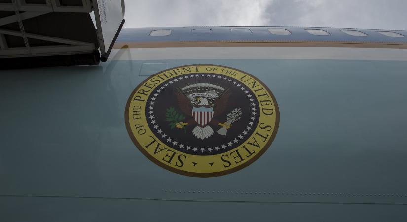 Donald Trump kénytelen volt visszafordulni