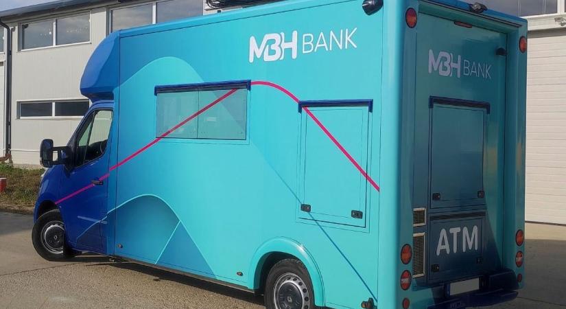 Váratlan leállás: ideiglenesen eltűnik a mobil bankfiók a településről
