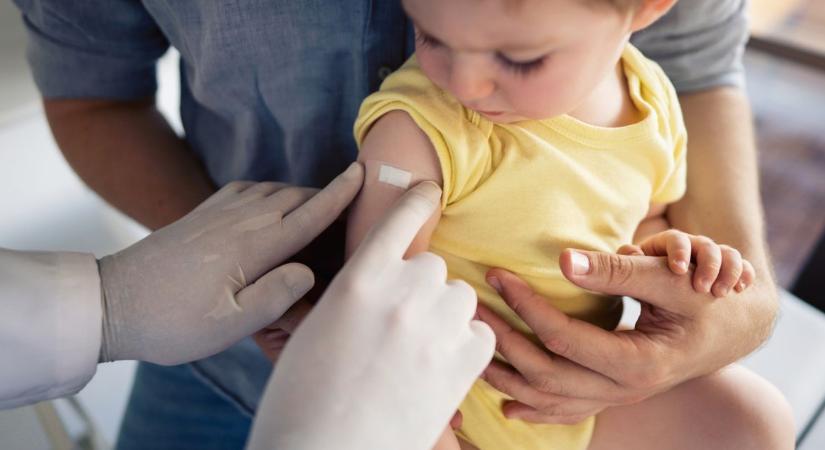 Melyik oltásnál milyen mellékhatásra lehet számítani?