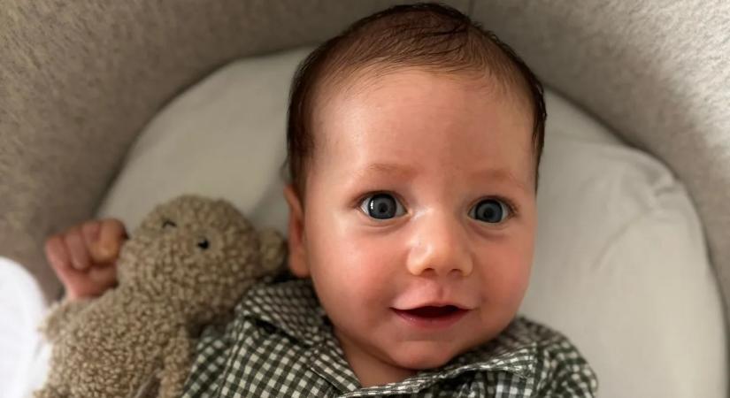 Mentőhelikoptert riasztottak a Tescóhoz: egy kisbaba élete a tét