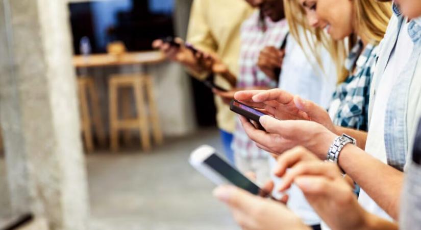 Láthatatlan póráz: miért tud rólad mindent a SIM-kártyád?