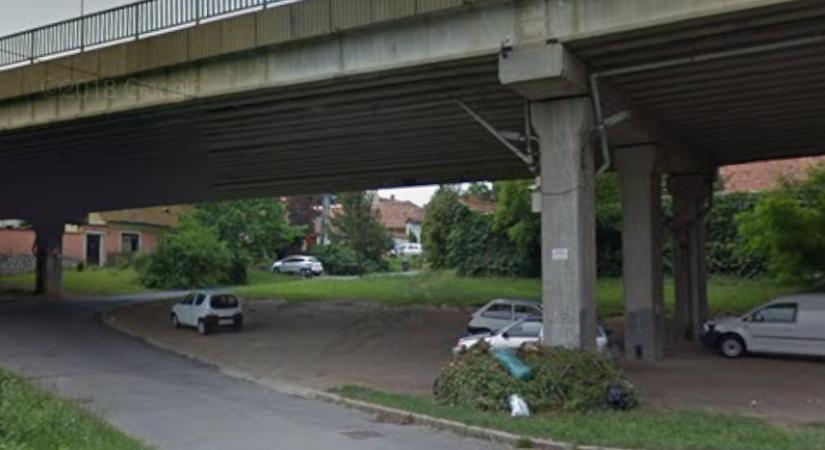 Tereprendezési munkák indulnak a Kisvölgy híd alatt