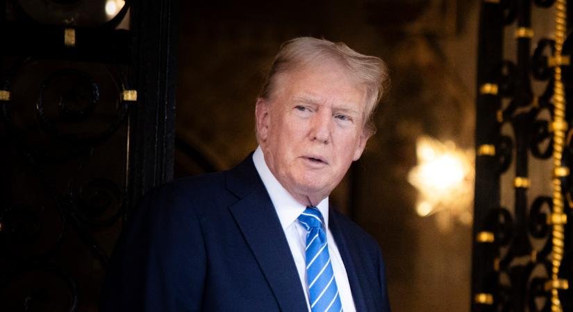 A levegőben fordult vissza Donald Trump különgépe: Davos volt a célállomás, mi történhetett?