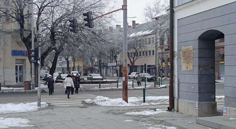 Most jött! Visszakerül az óra Szekszárd központjába – Mutatjuk, mikor!