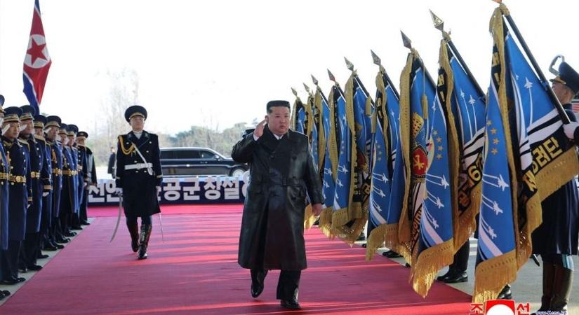 Riasztó figyelmeztetés Szöulból: Észak-Korea évente 10–20 atombombát gyárthat