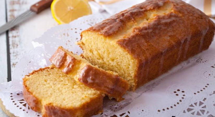 Így készül a legpuhább citromos süti: almapürétől olyan szaftos