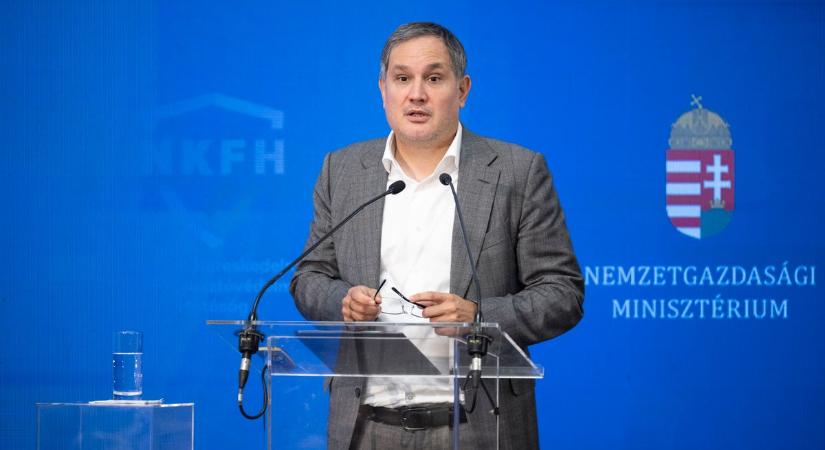 Itt a kormány legújabb programja: már idén 100 milliárdot szórna rá az éttermekre Nagy Márton