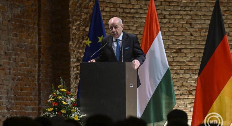 Sulyok Tamás: az őshonos nemzeti kisebbségekért folyamatosan ki kell állni, a kollektív bűnösség elvének pedig nincs helye Európában