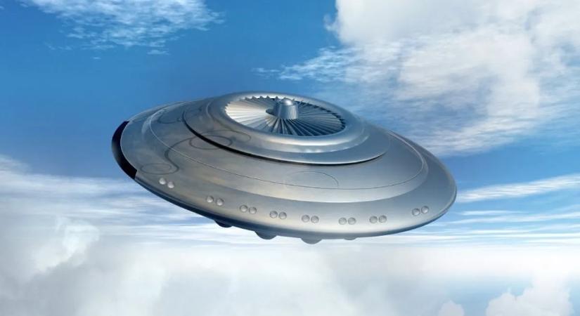 UFO-jármű porosodhat évtizedek óta egy titkos hangár mélyén