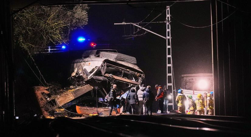 Többen megsérültek egy újabb spanyolországi vonatbalesetben