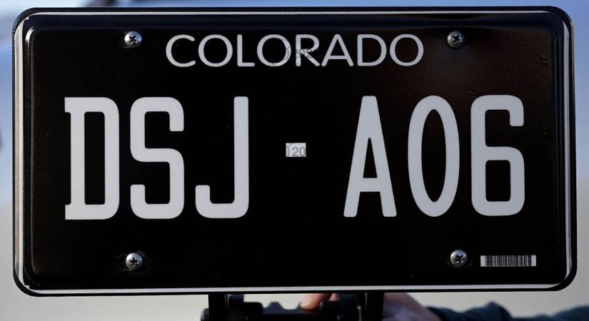 Sok pénzt termelnek jó célra ezek az egyedi rendszámok