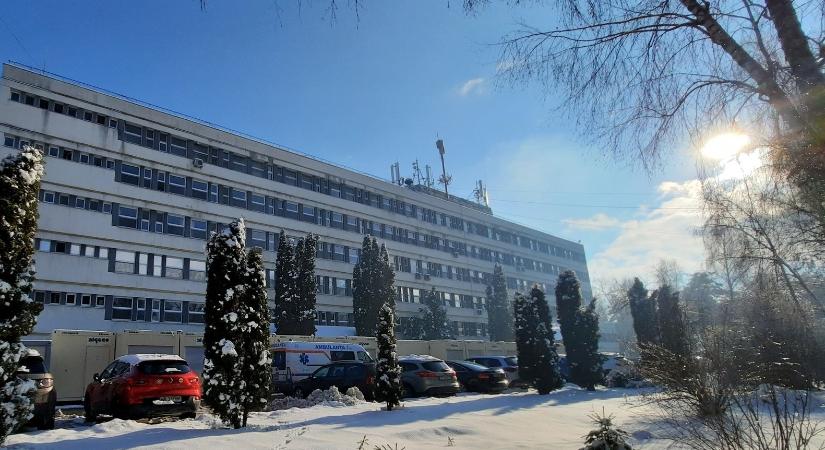 Látogatási tilalom van érvényben a csíkszeredai kórház hat osztályán