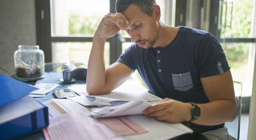 Szinte mindenkit érint az új adóemelés: csak ők kapnak mentességet