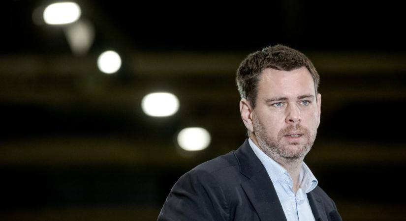 Vitézy Dávid: Az új KRESZ betiltaná a 6 perc/km-nél gyorsabb futást a közterületeken