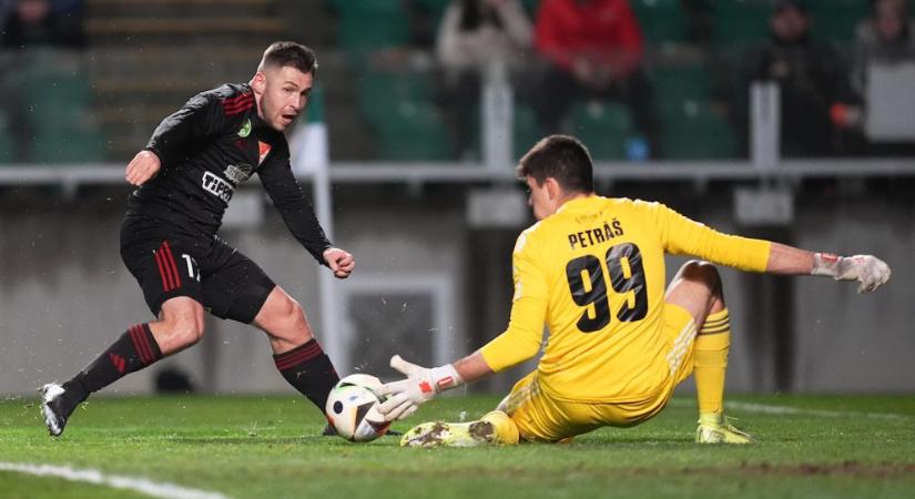 Ligán belülről pótolhatja elvesztett kapusát a DVSC